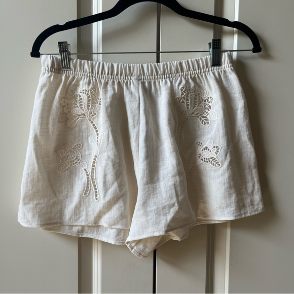 NWT Cream Cotton Eyelet Embroidered Top & Shorts Bundle Matching Set size small - Picture 9 of 13